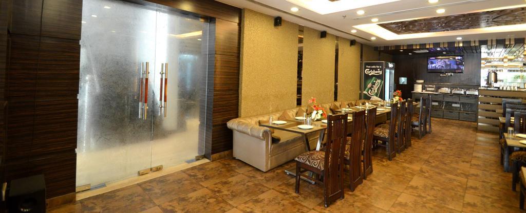 Hotel Metro View Delhi  Extérieur photo